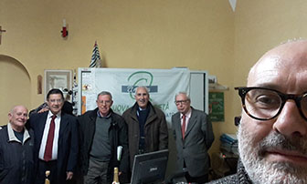 foto incontro pper gli auguri delle festivit� natalizie