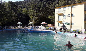 foto a Suio Terme con momento conviviale