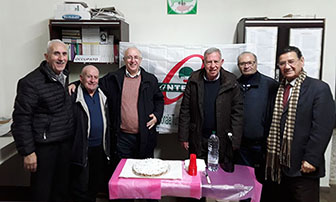 foto incontro per gli auguri delle festivit� natalizie