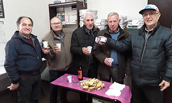 foto incontro per gli auguri pasquali